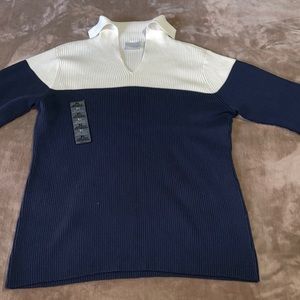 $White/blue long sleeve shirt/sweater